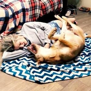 Meet your Posher, Hannah